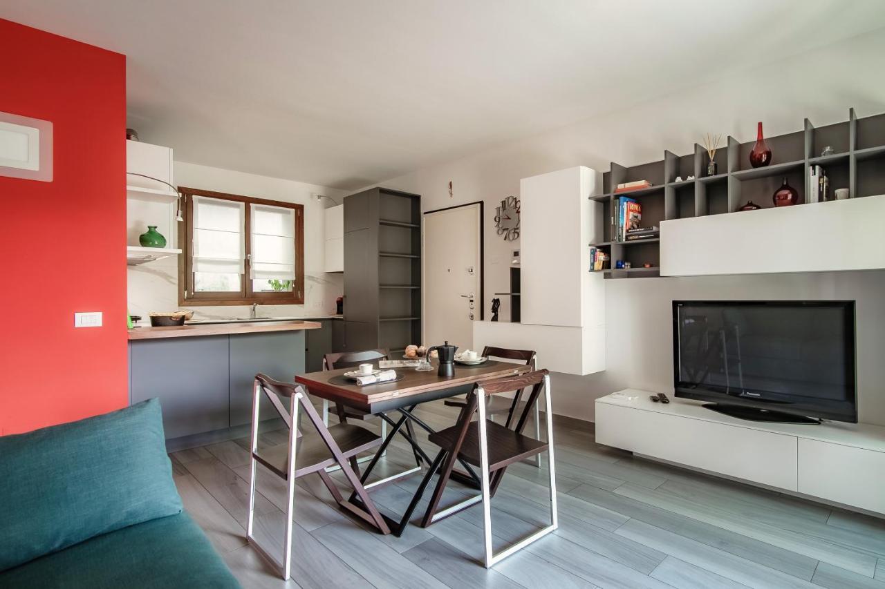 Joivy Luxury Flat & Lake Como View Argegno Buitenkant foto
