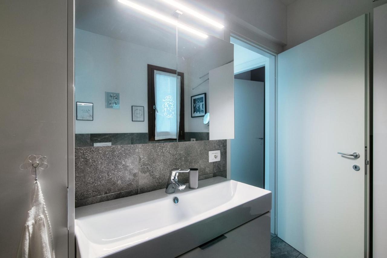 Joivy Luxury Flat & Lake Como View Argegno Buitenkant foto