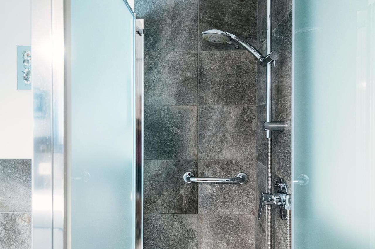 Joivy Luxury Flat & Lake Como View Argegno Buitenkant foto