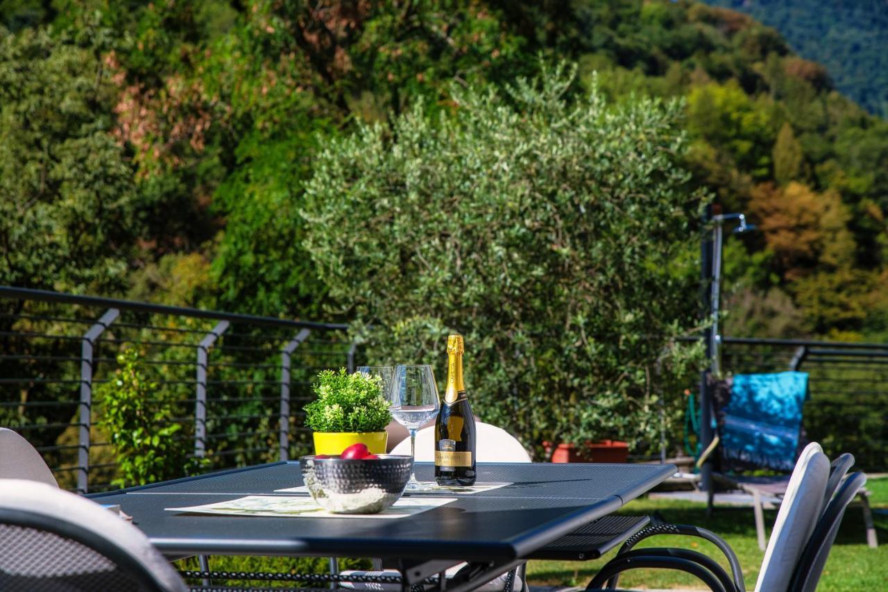 Joivy Luxury Flat & Lake Como View Argegno Buitenkant foto